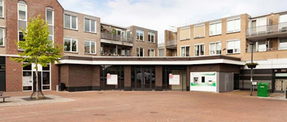 Nieuwe winkel en lunchroom op Rheineplein