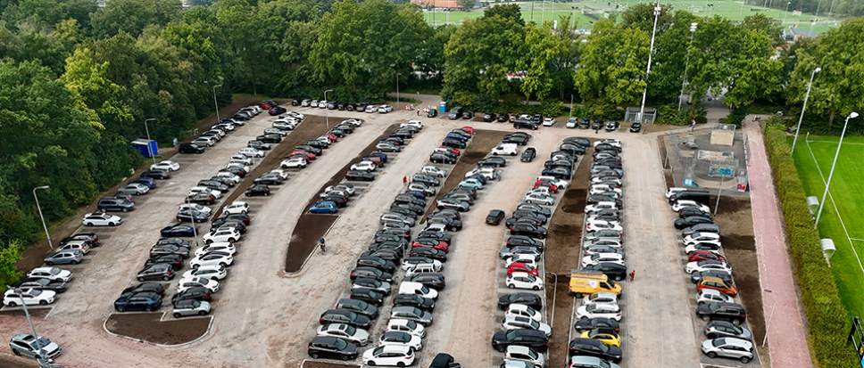 Parkeerplaats Azelosestraat weer geopend